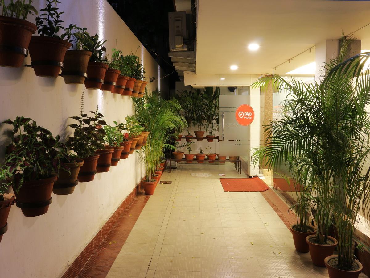Oyo 662 Hotel Comfotel Calcutta Exterior foto