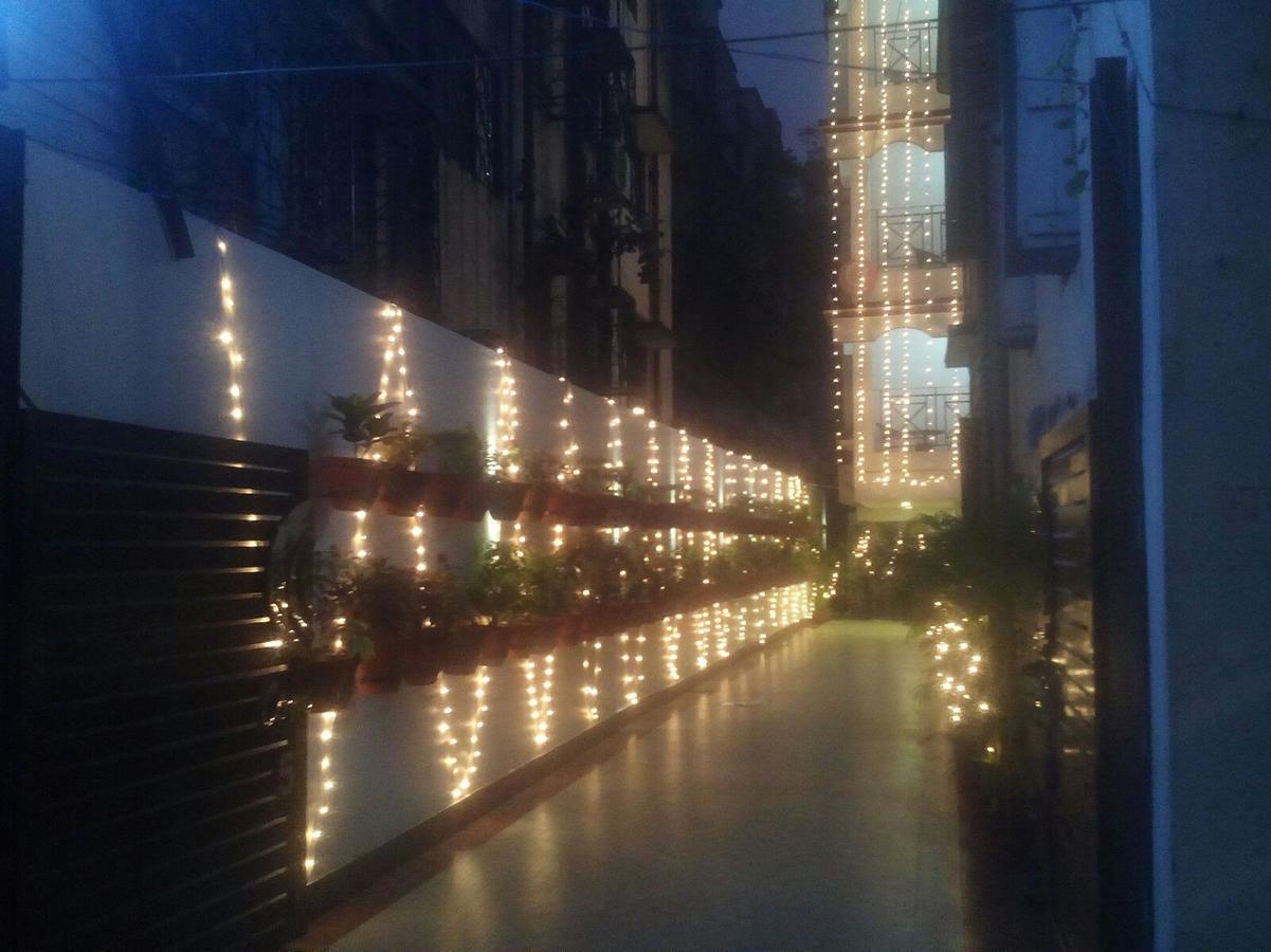 Oyo 662 Hotel Comfotel Calcutta Exterior foto
